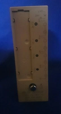 Siemens 6ES5452-8MR11 SIMATIC S5 452-8 Digital Output, 8-Point, Relay New No Box - Image 1 of 4