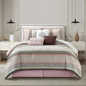 Stratford Park Jacquard 7 Piece Comforter Set, Blush, Bed Size Queen, Geometr... - Picture 1 of 7