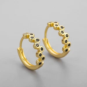 Cerchio Huggie oro onice pietra pavè regalo per lei gioielli eleganti spedizioni UK - Foto 1 di 6
