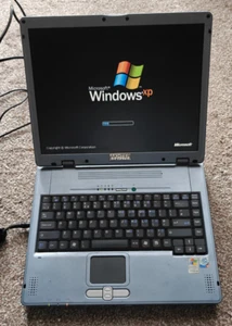 Akhter Twinhead Efio! R15GN 15'' Laptop 2.2GHz NVidia XP Retro Gaming DVD Cheap - Picture 1 of 6