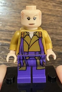 Lego Marvel Doctor Strange 76060 The Ancient One Minifigure SH0298 2016 - Picture 1 of 3