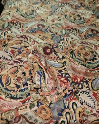 Pier One Duvet Cover 90" X 88" Queen & Two King Pillowcases Set Vibrant Paisley  - Image 1 of 4