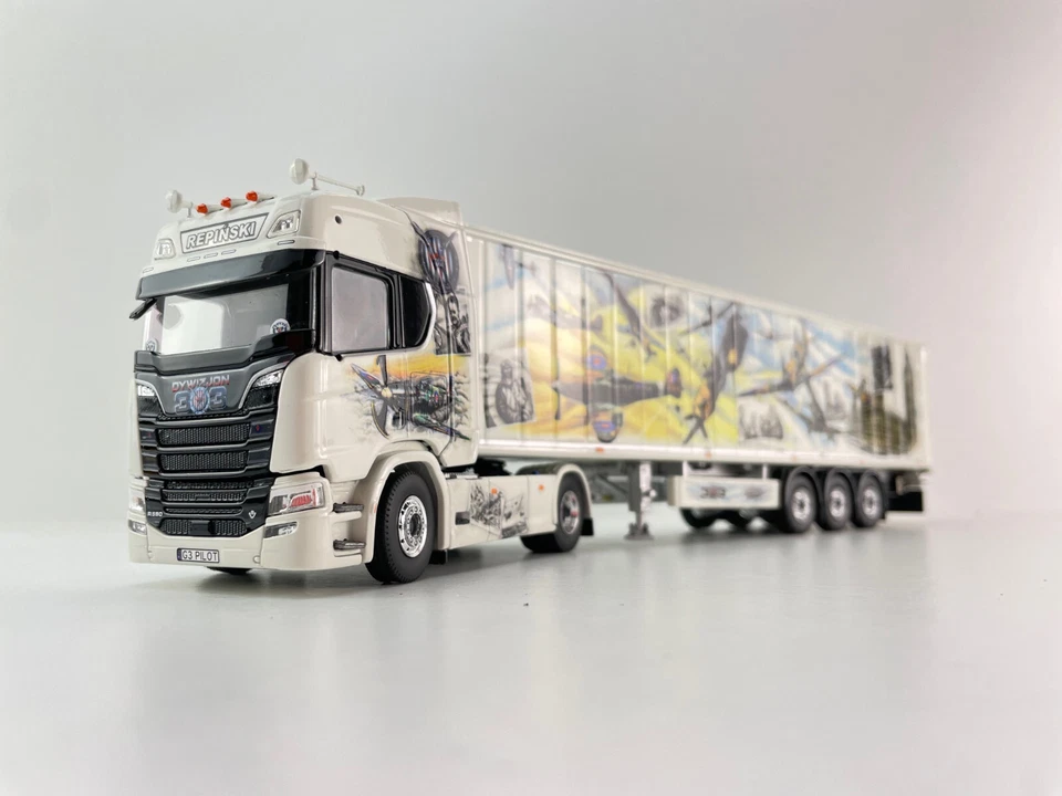 Tekno 85928 Scania NG 4x2 Walking Floor Trailer Repinski Polish Squadron 1:50 - Image 1 of 4