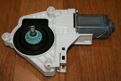 Motor de janela de energia dianteiro esquerdo Audi Q3 fabricante de equipamento original  - Imagem 1 de 4