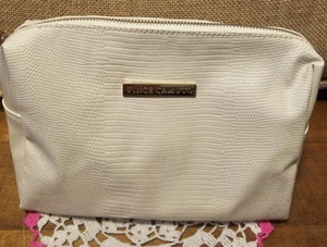 Vince Camuto White With Gold Hardware Makeup Bag With Pink Satin Like interior - Picture 1 of 10
