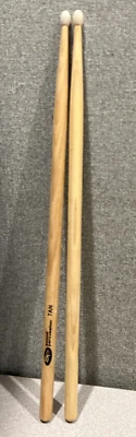 Un par de baquetas de percusión de sonido 7AN Foto 1 de 4