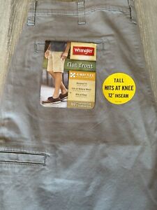 Wrangler Flat Front Relaxed Fit Grey Chino Shorts 36 Tall 12" Inseam NWT