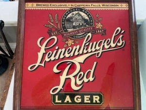Insegna in vetro con cornice da parete birrificio Lager rosso Leinenkugal 27" x 27" - Foto 1 di 4