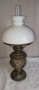 Wunderschöne Petroleumlampe Jugendstil, sehr schön verziert - Bild 1 von 3