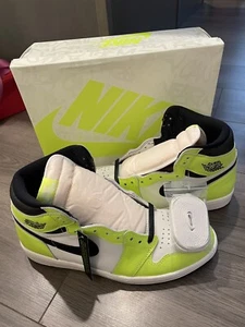 Air Jordan 1 Retro High OG Visionaire - Mens Size 12 - 555088-702 - Picture 1 of 3
