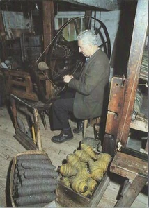 Postal Ocupaciones - Lana Torcida, Molino de Lana Esgair Moel Ref.RR18103 - Imagen 1 de 2