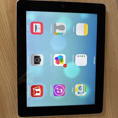 Apple iPad 3rd Gen. 16GB, Wi-Fi, 9.7in - White - Image 1 of 2