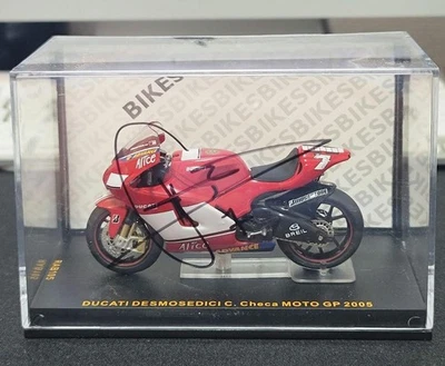 Ixo Ducati Desmosedici Motogp Carlos Checa Diecast Model Motorcycle Collectible - Image 1 of 4