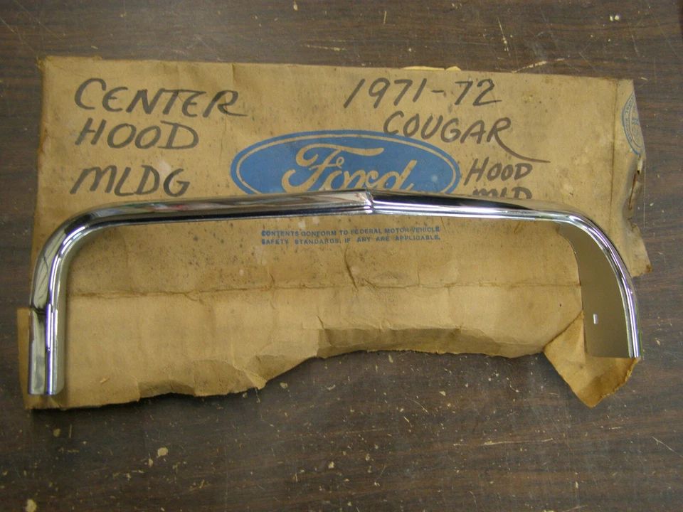 Nuevo de Lote Antiguo Ford 1971 1972 Mercury Cougar capó moldura moldura moldura Foto 1 de 4