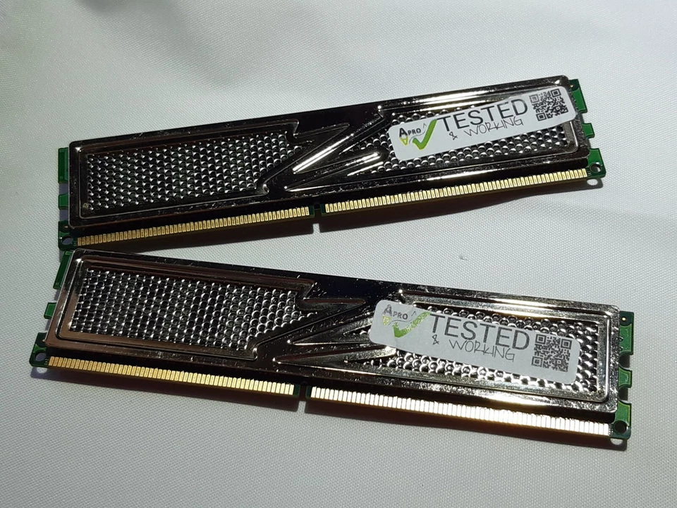 ✔️OCZ OCZ2G10664GK 4GB (2 X 2GB) DDR2 1066MHz DIMM PC2-8500U PC RAM MEMORY 5-6-6 - Image 1 of 4