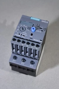 Siemens Sirius 3RB3026-2NB0 Overload relay - Picture 1 of 5