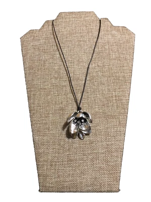 ФИРМЕННОЕ ОЖЕРЕЛЬЕ ИЗ ГИБИСКУСА OSSIL — СЕРЕБРИСТОЕ ТОНИРОВАННОЕ - Изображение 1 из 4