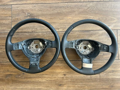 2x LEDER LENKRAD 3 SPEICHEN VW PASSAT GOLF V TOURAN EOS 1Q0 419 091 ZUM BEZIEHEN - Bild 1 von 4