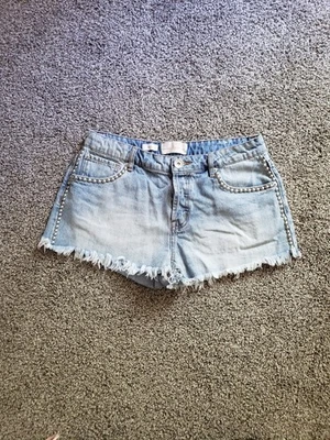 Shorts Band of Gypsies cravejado corte tamanho 27 botão desgastado para cima - Imagem 1 de 4