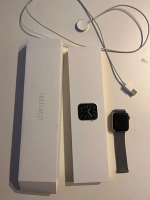 Apple Watch Series 6 44mm Silver Stainless Silver Milanese | Boxed | Excellent - Image 1 of 4