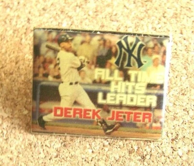 New York Yankees NY All-Time Hits Leader DEREK JETER lapel pin - Image 1 of 4