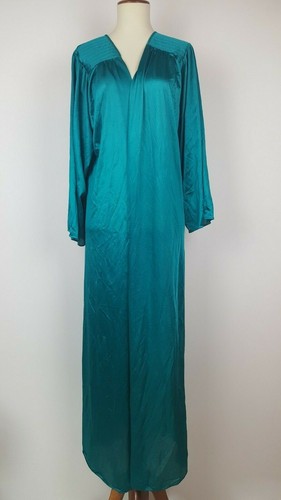 Undercover Wear VTG Womens Size Medium Nylon Robe Dressing Gown Emerald Green