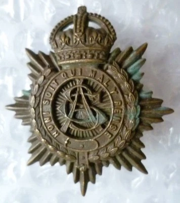 WW1 Army Service Corps Cap Badge KC ASC BRONZE ANTIQUE Original - Image 1 of 3