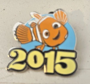 Pin Finding Nemo 2015 Año Fechado Misterio Disney Nemo - Imagen 1 de 2