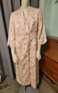 Vintage Seidenbrokat Hausmantel Rosa Kirschblüte C'est Bon Maßanfertigung Small - Bild 1 von 14