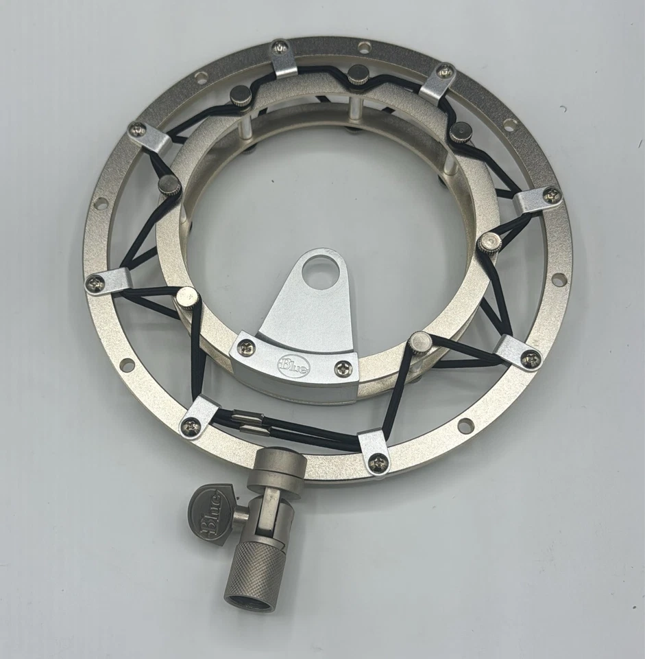 Blue Radius 2 Shock Mount For Blue Microphones (/RT6-24089-889-000154-UG) - Image 1 of 1
