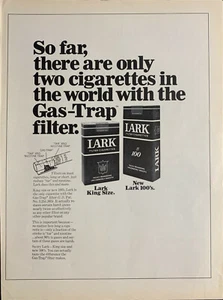 Publicidad vintage 1968 Lark Cigarettes años 100 y King's con filtro de trampa de gas - Imagen 1 de 1
