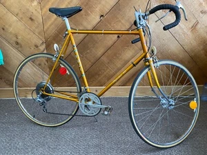 1970s fuji road bike 10 speed 61cm ready to ride - Picture 1 of 8