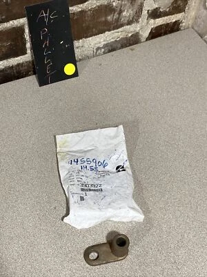 NOS Cummins Alternator Brace 3903922 In Sealed Package 1455906 - Image 1 of 4