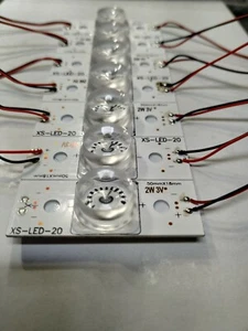 7 PEZZI LED SMD 3V RETROILLUMINAZIONE STRISCIA PER TV LCD DA32"/65" UNIVERSALE - Foto 1 di 7
