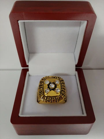 Magic Johnson - 1987 Los Angeles Lakers NBA Championship Ring WITH Wooden Box Cover