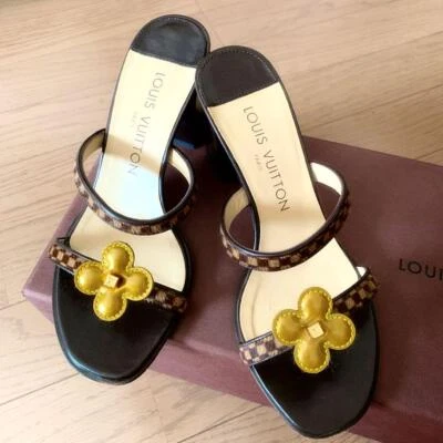 Sandálias Louis Vuitton Damier UE 34 1/2 usadas do Japão - Imagem 1 de 4