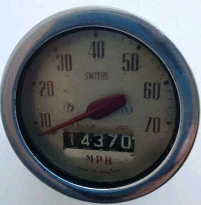 Genuine Original - Triumph Terrier Speedometer Smiths 70 MPH, T15 1950s - Rare - Image 1 of 4