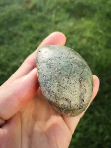 New Zealand Greenstone serpentine Pounamu natural cobble stone carving palmstone - Picture 1 of 7