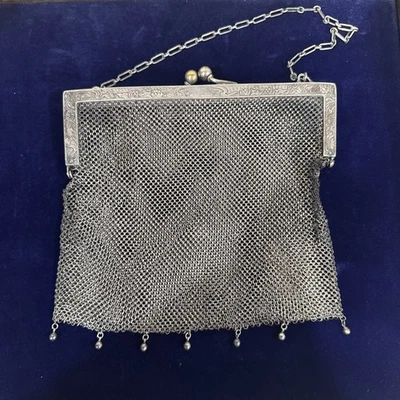 Antiguo monedero alemán de malla plateada boda noche Foto 1 de 4
