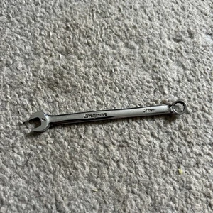 Snap On 7 mm 12-Punkt metrisch kurzer Kombinationsschraubenschlüssel OEXM7 - Bild 1 von 3