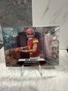 🔥🏈2024 Panini Mosaic - Debut NFL Jayden Daniels #272 (RC) ¡CONSÍGUELO, BARATO! - Imagen 1 de 4