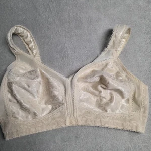36C Playtex 18 Hour Comfort Side & Back Smoothing Wireless Bra BEIGE 4693 - Picture 1 of 16