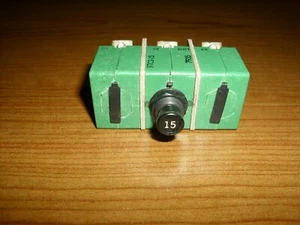 Sensata Klixon 15Amp Aircraft Circuit Breaker 9TC2-15 - Picture 1 of 3