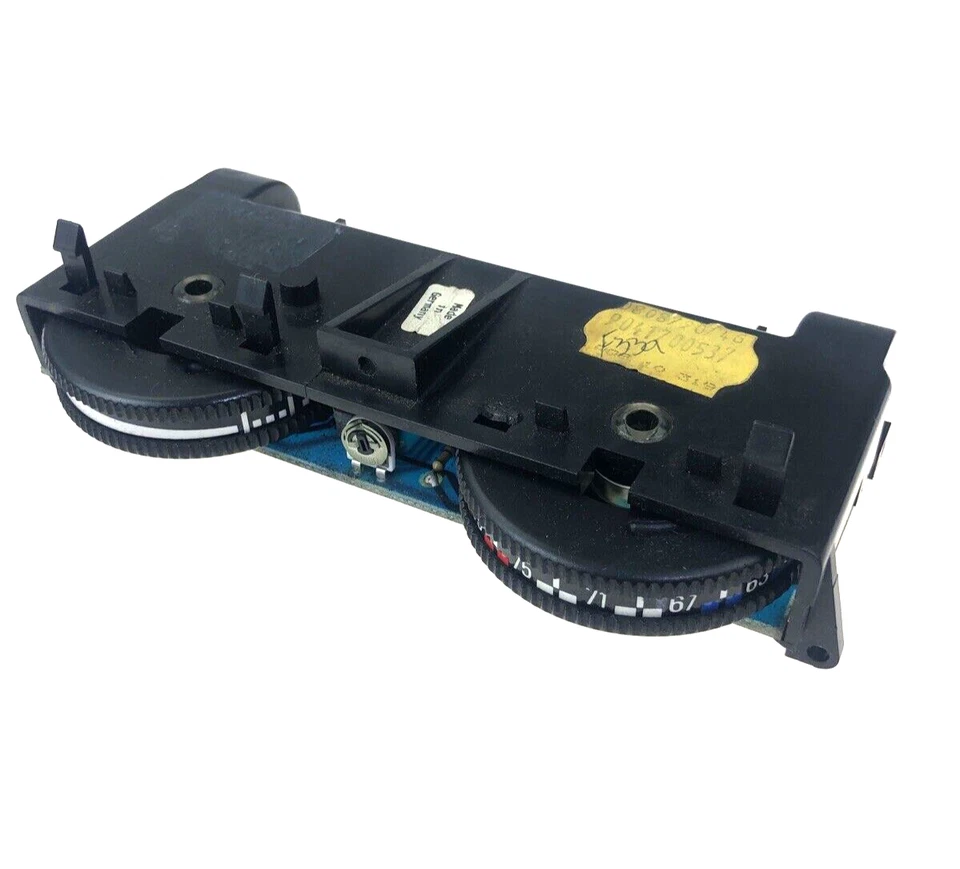 Genuine BMW TEMP & FAN CONTROL PANEL AC 64111368467 E23 733i 735i 745i Foto 1 de 4