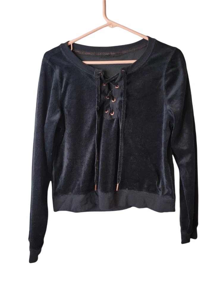 Sudadera corta de terciopelo negra con cordones BETSEY JOHNSON pequeña para mujer Foto 1 de 4