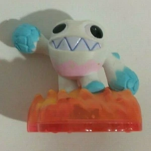 Rare Eggsellent Weeruptor Skylanders Trap Team Fire Element Mini Easter Variant - Picture 1 of 9