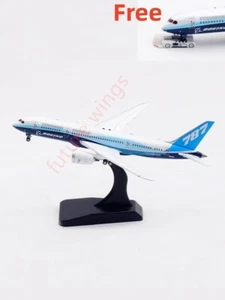 1:400 Aviation400 Boeing House Color B787-8 N787BX trattore omaggio + supporto - Foto 1 di 15