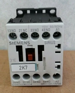 Siemens 3RH1131-1AF00 Control Relay - Picture 1 of 3