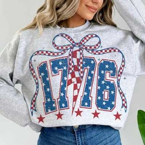 Camiseta Coquette 1776 Retro American Girl Camisa 4 de Julio Patriótica Trending Top - Imagen 1 de 7