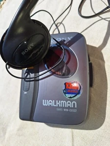 SONY Sony Cassette Walkman WM-EX122 working condition with headphones MDR-013 - Picture 1 of 20